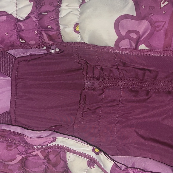 Hello Kitty Jacket and Snow pants - Picture 2 of 7